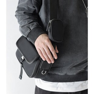 新款小众尼龙帆布单肩斜挎男包横款防水日系潮流百搭多功能手机包