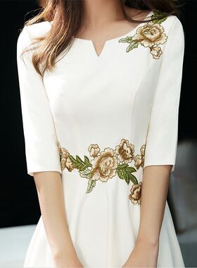 塞德勒晚礼服裙2023新s款高贵优雅中长款年会宴会聚会连衣裙女伴