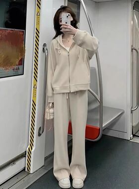 孕妇套装春秋季2024新款休闲百搭短款连帽卫衣外套高腰裤子两件套
