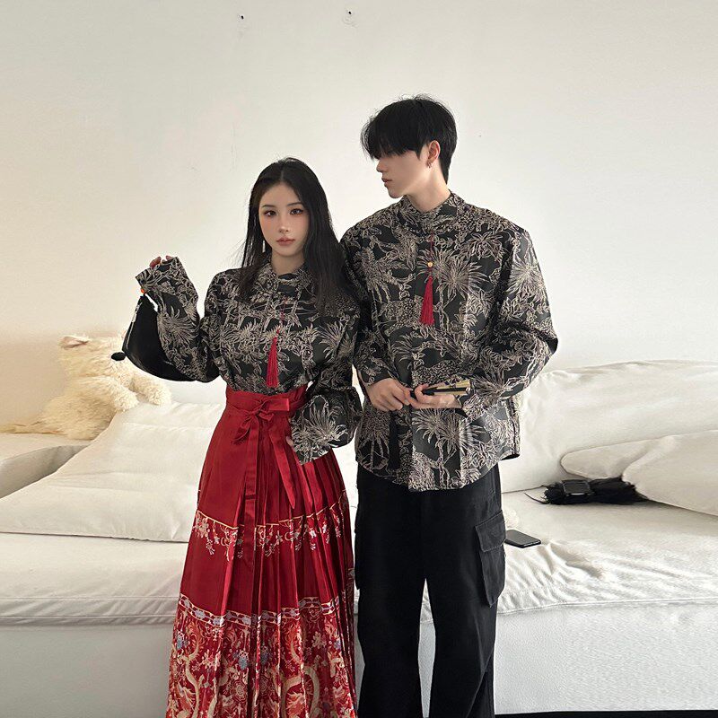 新中式情侣装2024秋冬季提花衬衫订婚新年日常中国风红马面裙套装