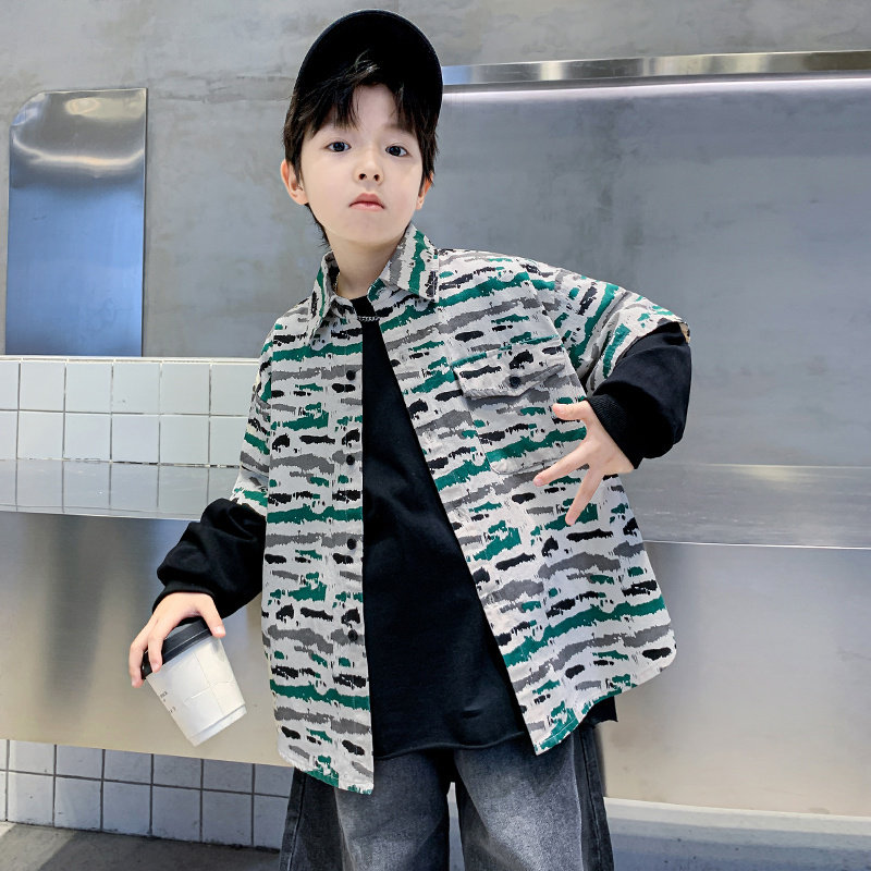 热销男童衬衫外套春秋款2024新款大童迷彩男孩秋季儿童秋装假两件