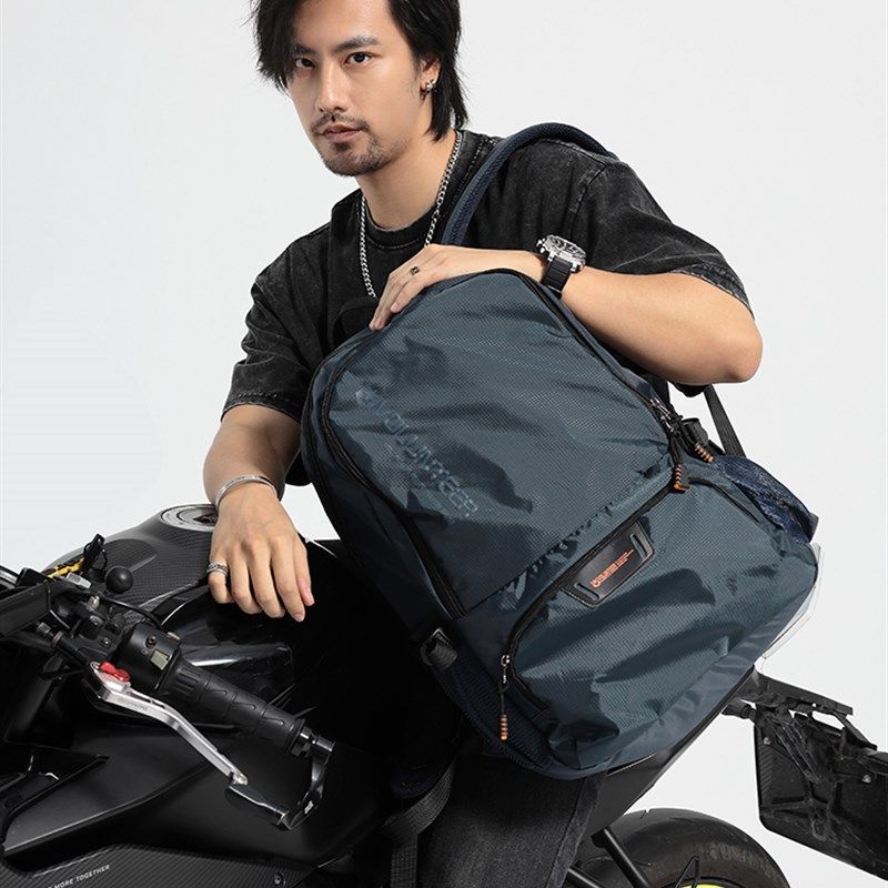 双肩包男2024新款学生书包商务背包电脑包旅行轻便大容量防水男包