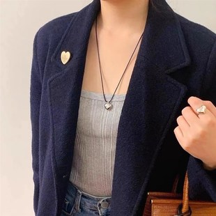 韩国八奶家爱心胸针字母logo金色复古别针西装毛衣大衣配饰女