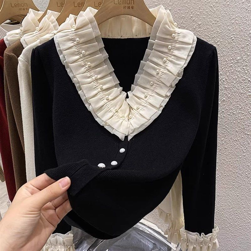 2024秋季V领红色毛衣开衫女外套设计感小众法式拼接雪纺针织上衣,女装/女士精品,时尚防晒服,淘宝优惠券,粉丝福利购,淘宝优惠卷