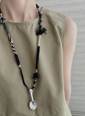 手工编绳勺子项链女春夏轻奢小众设计高级感时髦网红长款毛衣链