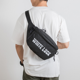 新款时尚大容量斜背包男士运动防水胸包个性休闲骑行包潮流斜挎包