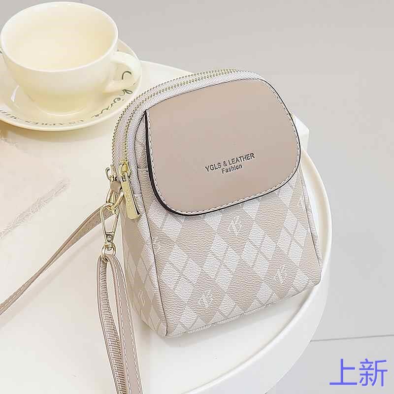 手机小挎包2024女式夏季轻便新款迷你小包高级感斜挎大容量单新款