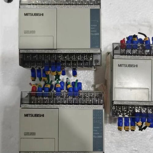 原装三菱PLCFX1S-10MR/14/20M30//MT-001/FX3SA-10/14/30/R-CM