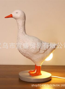 跨境新款 复活节白色公鸡灯仿A真鸡装饰品摆件树脂设计台灯灯泡