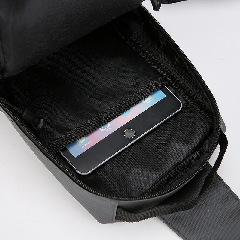 新款大容量男士胸包尼龙防水单肩斜挎包耐磨简约运动骑行手提背包