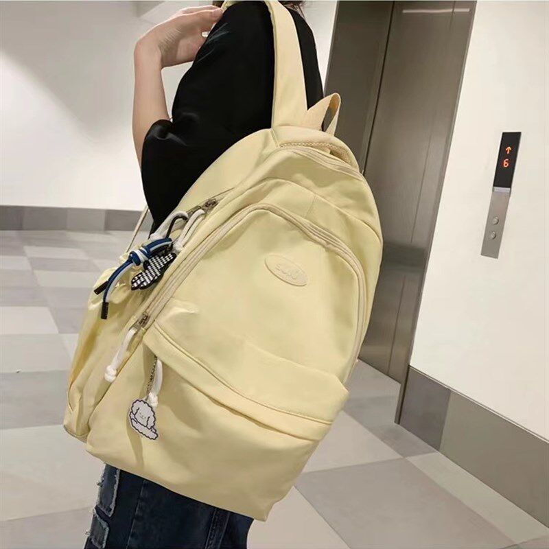 2023新款迷你百搭大学生旅行小书包女孩女生休闲通勤轻便双肩揹包