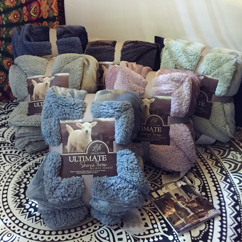 出口纯色双层加厚羊羔绒毛毯秋冬保暖午睡客厅沙发空调单双人盖毯