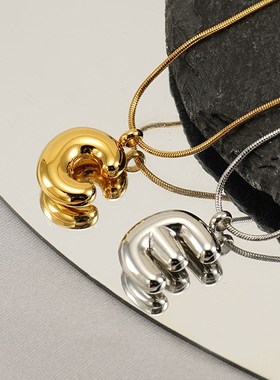 欧美ins风网红款胖乎乎气泡光面字母吊坠可爱小巧英文.字母项链女