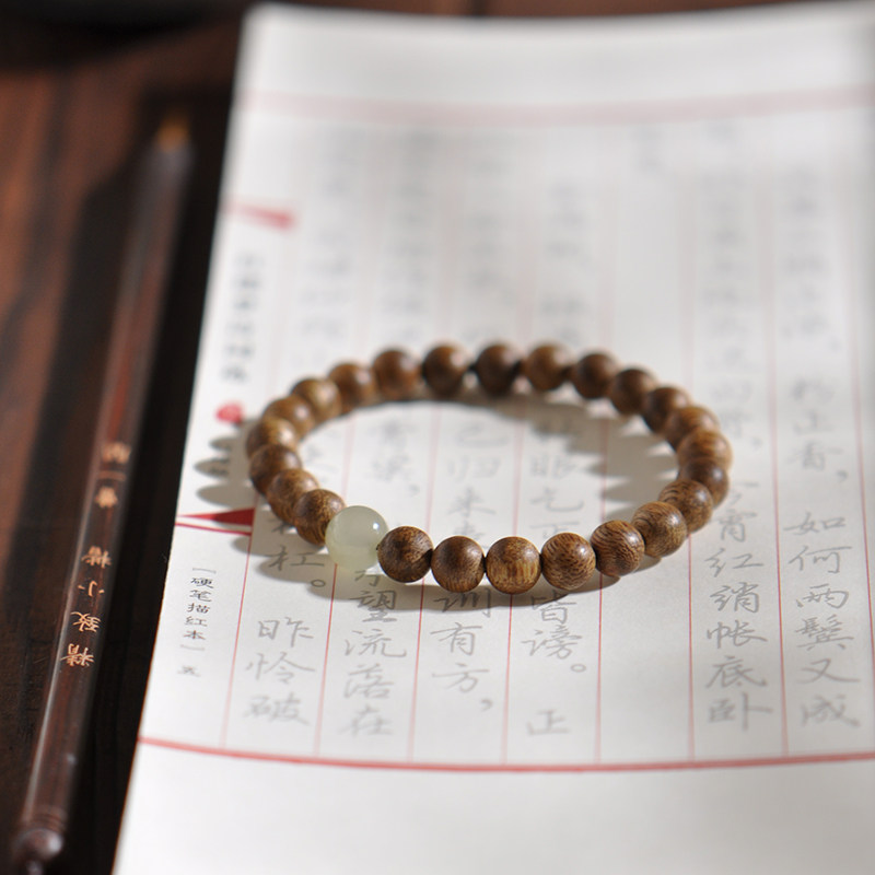 工厂销越南芽f庄绿奇楠沉香手串7mm9mm简约自然野料古香和田玉手