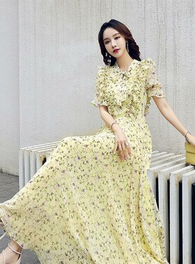 黄色碎花a连衣裙女夏长款2023新款收腰显瘦大摆淑女长裙子时尚百