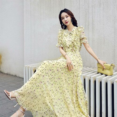 黄色碎花a连衣裙女夏长款2023新款收腰显瘦大摆淑女长裙子时尚百