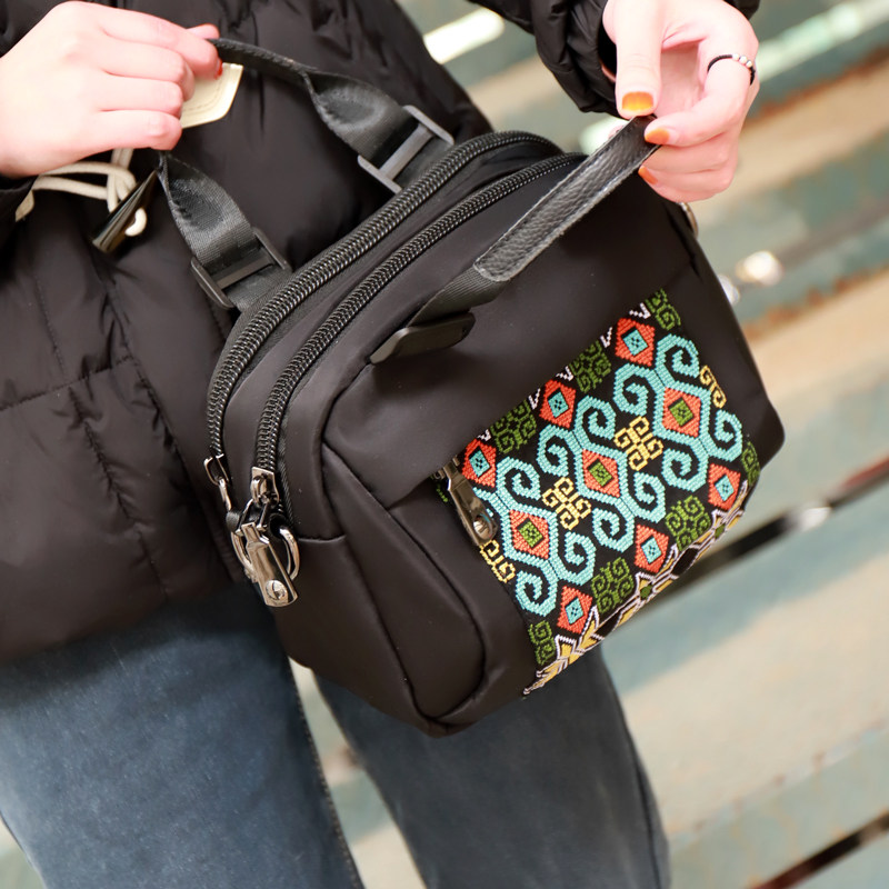 牛津布刺绣斜挎包休闲多隔层横款手提包轻便防泼水小拎包单肩女包,箱包皮具/热销女包/男包,小方包,淘宝优惠券,粉丝福利购,淘宝优惠卷