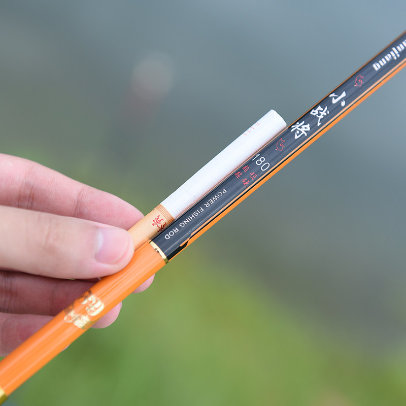 儿童手持伸缩鱼竿超短节钓袖珍溪流竿短节k手竿碳素超轻超硬迷你