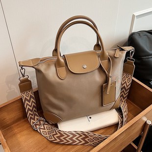 帆布大包包女包2024新款高级感大容量通勤斜挎包学生单肩手提包