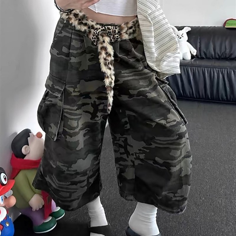 大码美式复古迷彩微喇工装牛仔裤男女街头宽松直筒阔腿七分短裤潮