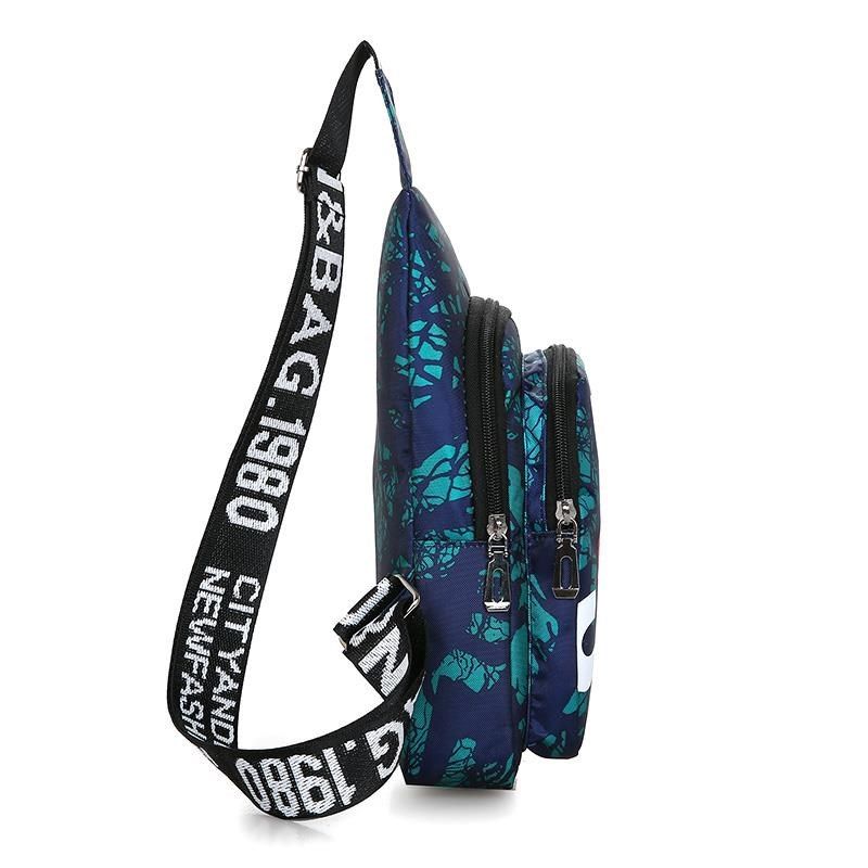 儿童斜挎包男孩子潮户外旅行小背包小学生韩版胸包单肩包男小包包