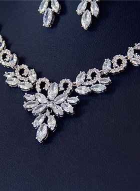 轻奢锆石项链耳环套链新娘结婚饰品婚纱晚礼服配饰晚宴年会首饰