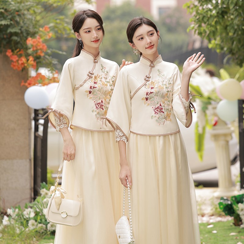 现货中式伴娘服女2024新款汉服姐妹装结婚礼服小个子国风旗袍伴娘
