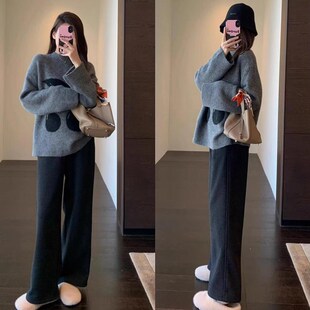 孕妇套装2024新款秋冬时尚洋气时髦灰色加厚保暖毛衣阔腿裤两件套