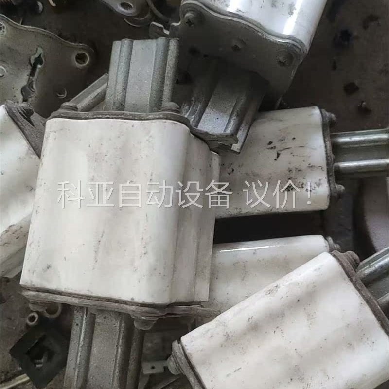收熔断器,越小越值钱,开关里面那种小保险丝的就不要了,价格量