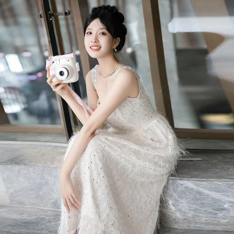 小个子轻婚纱高感森级系超仙吊带小白裙领证登记订婚礼服日常可穿
