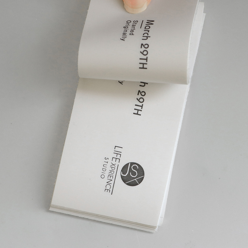 服装吊牌定做衣服商标标签订制女装挂卡定制轻盈童装价格签订做