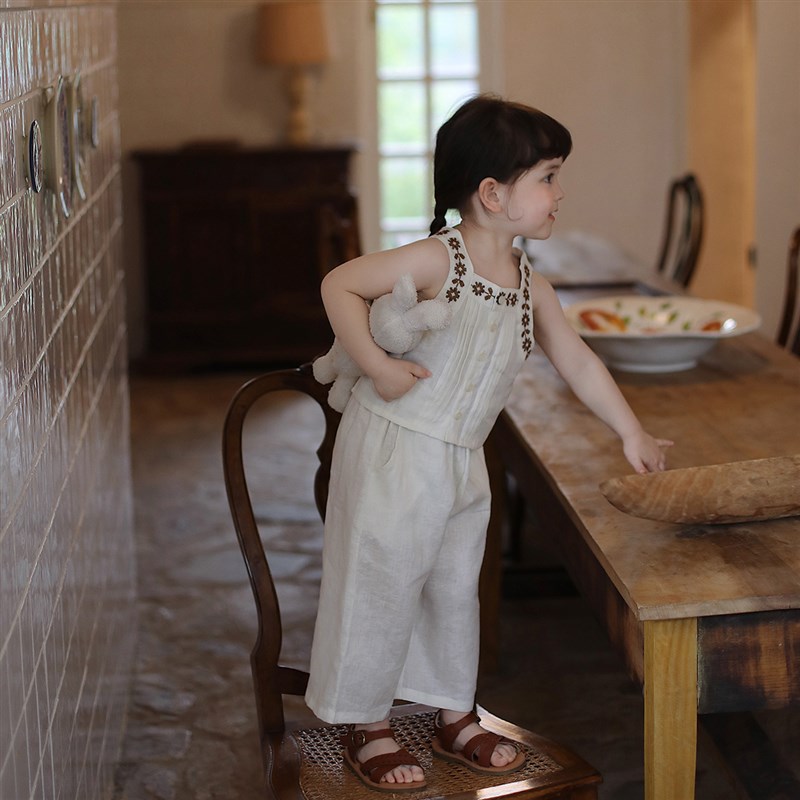 女童纯亚麻复古刺绣背心防蚊裤套装 儿童夏季洋气上衣裤子两件套