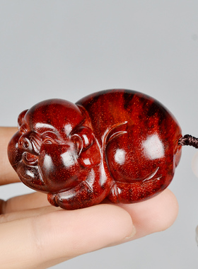 小叶紫檀十二生肖猪木雕s欢喜猪手把件红木文玩男士把玩红木工艺