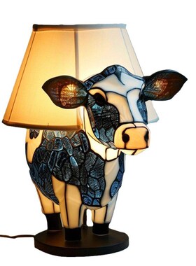 Animal Table Lamp小牛动物台 创意树脂N家居床头发光牛头台灯摆