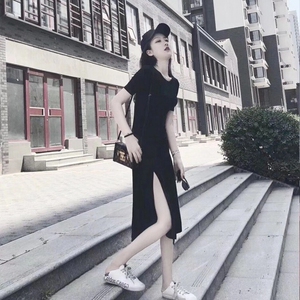 欧洲站2023夏季新款法式修身赫本小黑裙女显瘦性感开叉鱼尾连衣裙