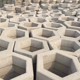 河南河道护坡砖六角砖空心水泥六边砖六角砖实心六角砖定制水泥砖