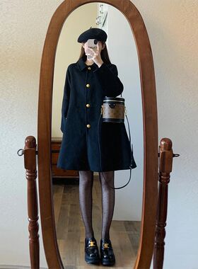 高级感黑色斗篷呢子大衣女秋冬装新款韩版小个子宽松显瘦毛呢外套