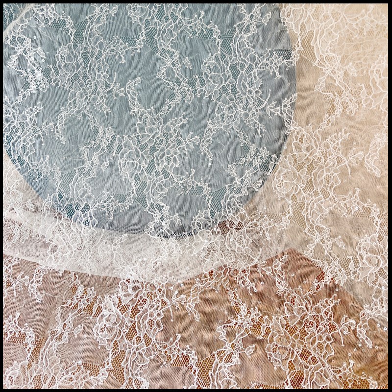 新款亮片薄蕾丝花朵面料婚纱晚礼服服装窗帘婚庆舞台桌布装饰辅料
