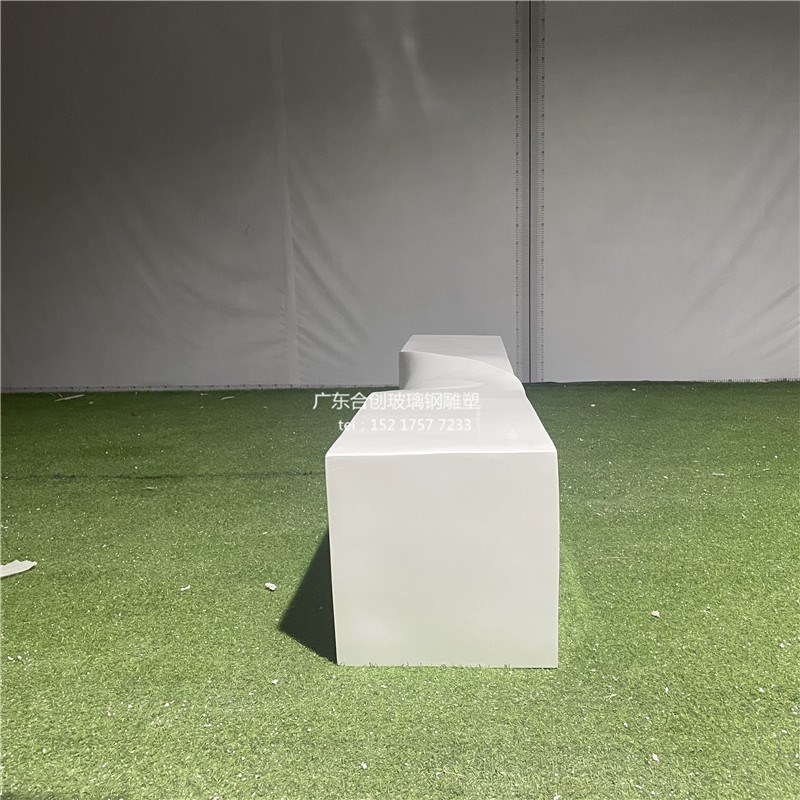 玻璃钢美陈彩绘休闲长凳个性麻花造型商场休闲等S候座椅烤漆长方