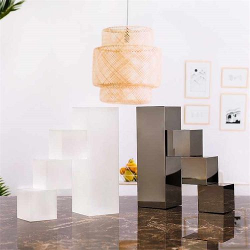 2020年创意书档现代简约家居摆件样板房摆件攀登书靠直销