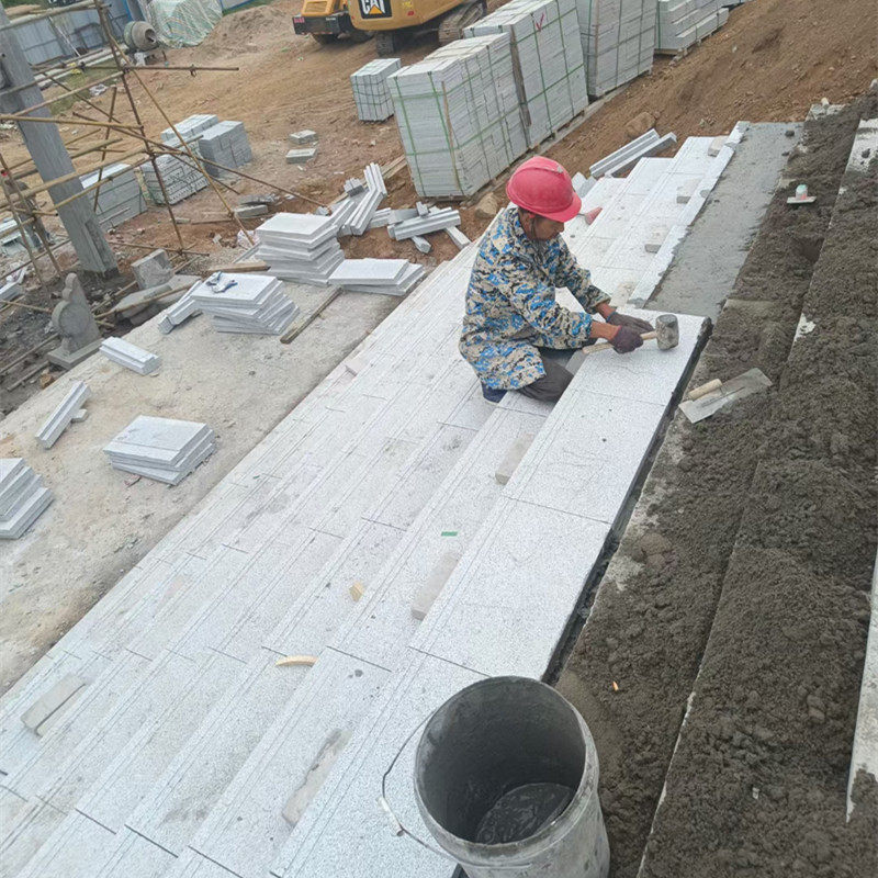 芝麻灰白黑火烧h板大理石黄金麻黄锈石荔枝面广场花岗岩地砖路沿