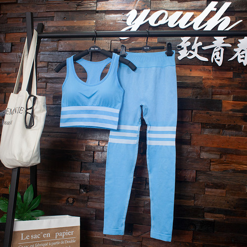 健身房运动套装女新款瑜珈服紧身弹力显瘦初学者速干跑步套装晨跑