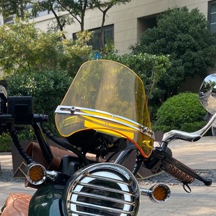 适用小牛U2麦铃918G30俪菱V20V12深远GT1奇迹牛N95N8复古前挡风板