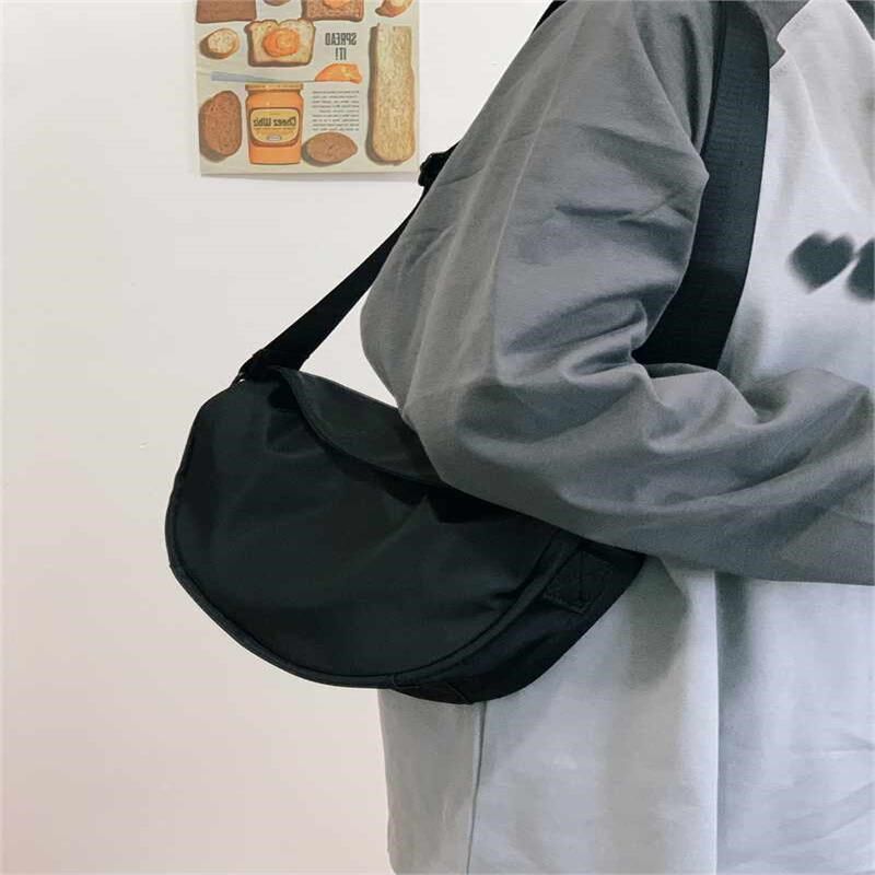 夏天日系斜挎包小众设计感少女单肩红色包百搭包包2023新款马爆款