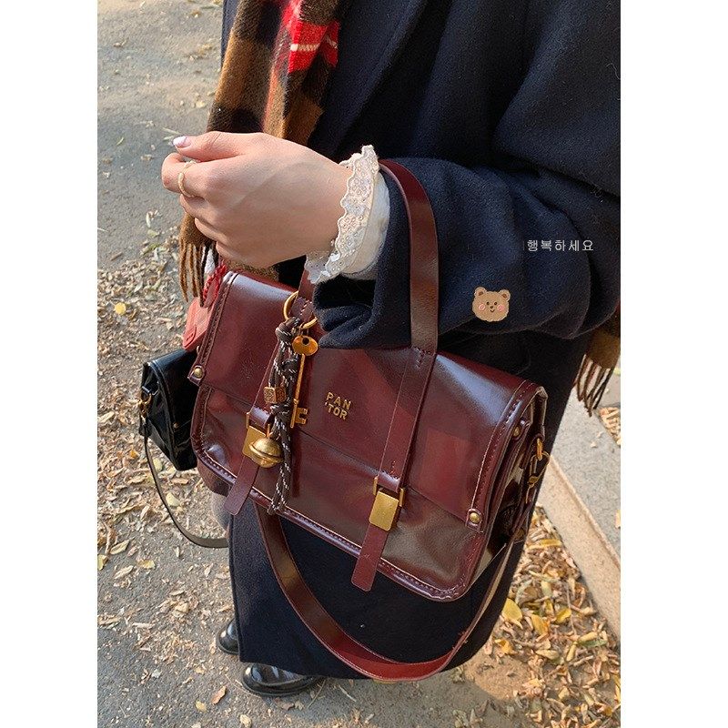 高级感油蜡皮小包包女式2024新款秋冬季百搭斜挎包时尚手提邮差包,箱包皮具/热销女包/男包,小方包,淘宝优惠券,粉丝福利购,淘宝优惠卷