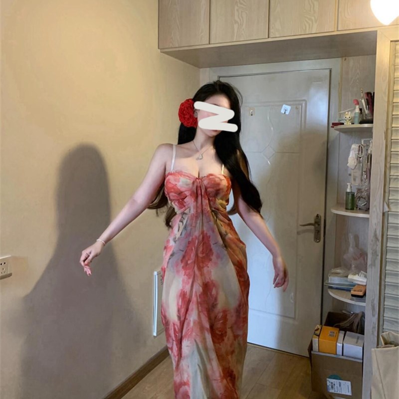 法式温柔风小众优雅抹胸长裙女夏季新款胖mm大码度假风浪漫连衣裙