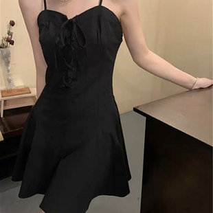 小众黑色吊带连衣裙女夏季 赫本风复古绑带辣妹a字短裙 2022年新F款