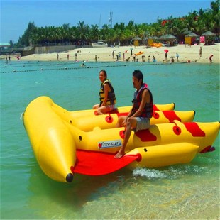 网红水上充气飞鱼香蕉船海上摩托艇冲浪拖曳大小飞鱼大型移动乐园