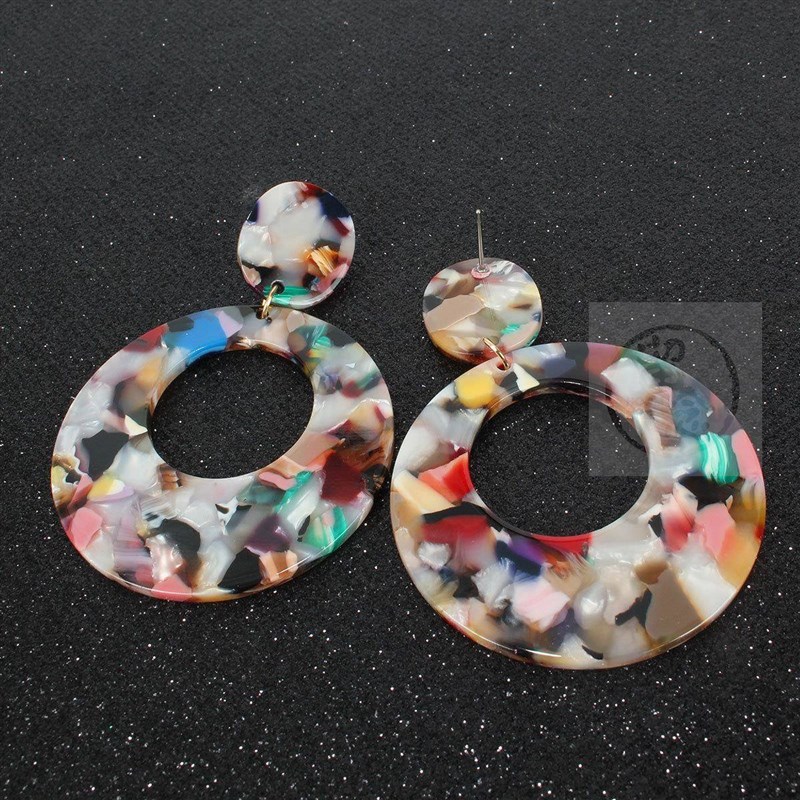 推荐。Acrylic tate plate Earrings female retro personalized