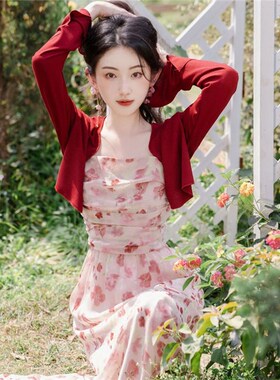 绝美奶fufu套装夏装女温柔法式浪漫复古红色碎花吊带连衣裙搭开衫